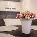Karina Apartman * Dunajská Streda