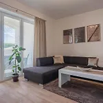 Karina Apartman 公寓 *